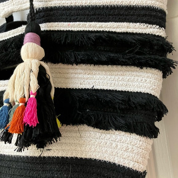 Stella & Dot large black/cream stripe Woven Cotton Cord. Bohemian Fringe tassels - Picture 4 of 5